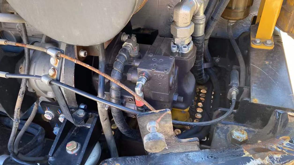 Used Sany SY55 Excavator 2019 Model / 4