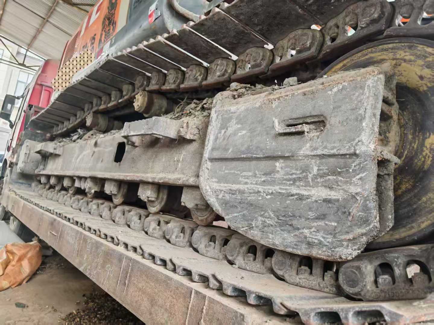 Used Hitachi ZX200-3G Excavator 2013 Model / 9