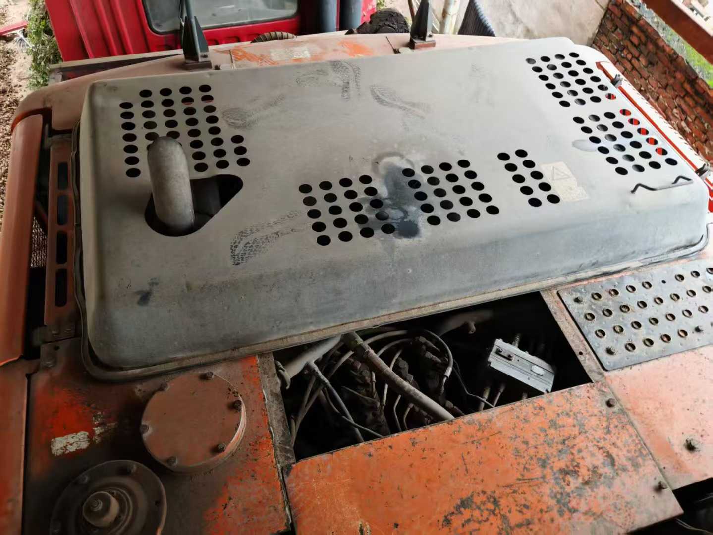 Used Hitachi ZX200-3G Excavator 2013 Model / 5