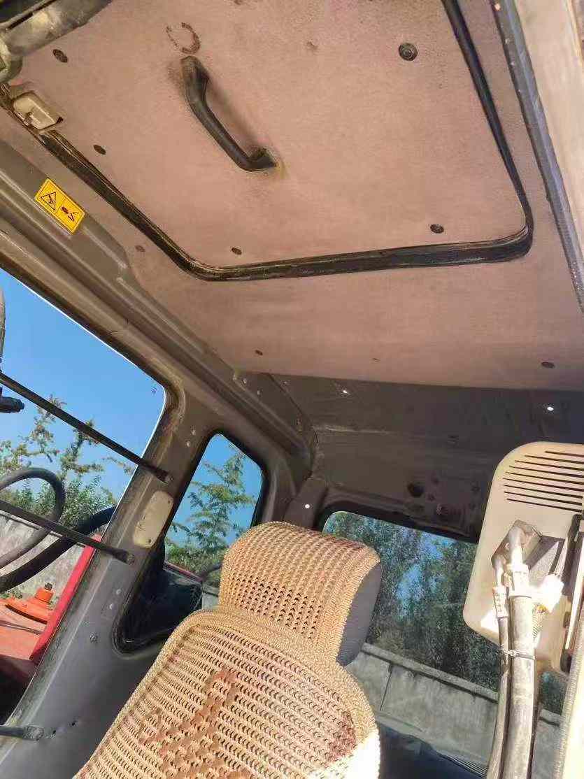 Used Hitachi ZX130H Excavator 2016 Model / 3