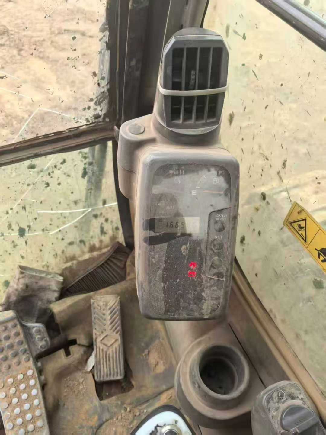 Used Hitachi ZX70 Excavator 2012 Model / 8