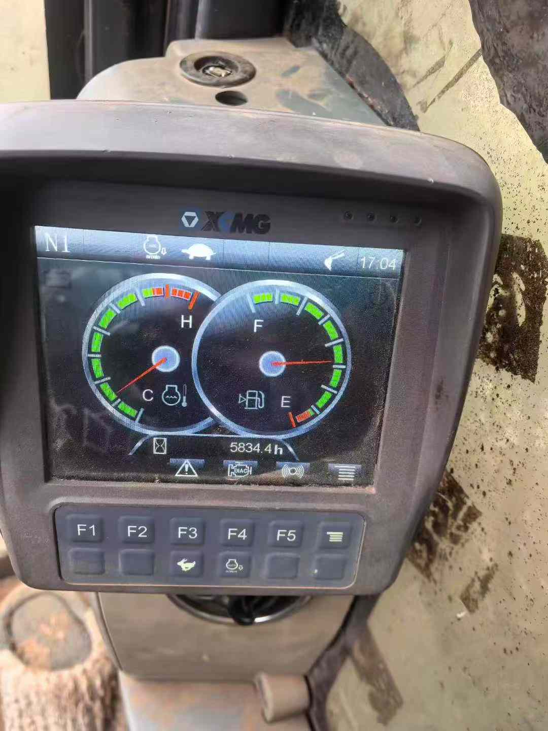 Used XCMG XE135GA Excavator 2020 Model / 3