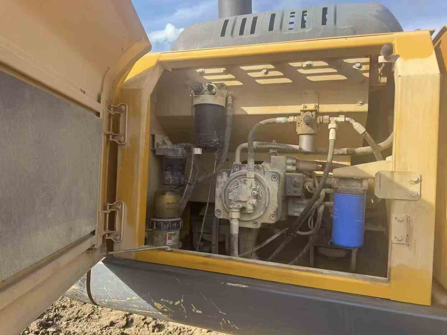 Used XCMG LW200 Excavator 2020 Model / 5