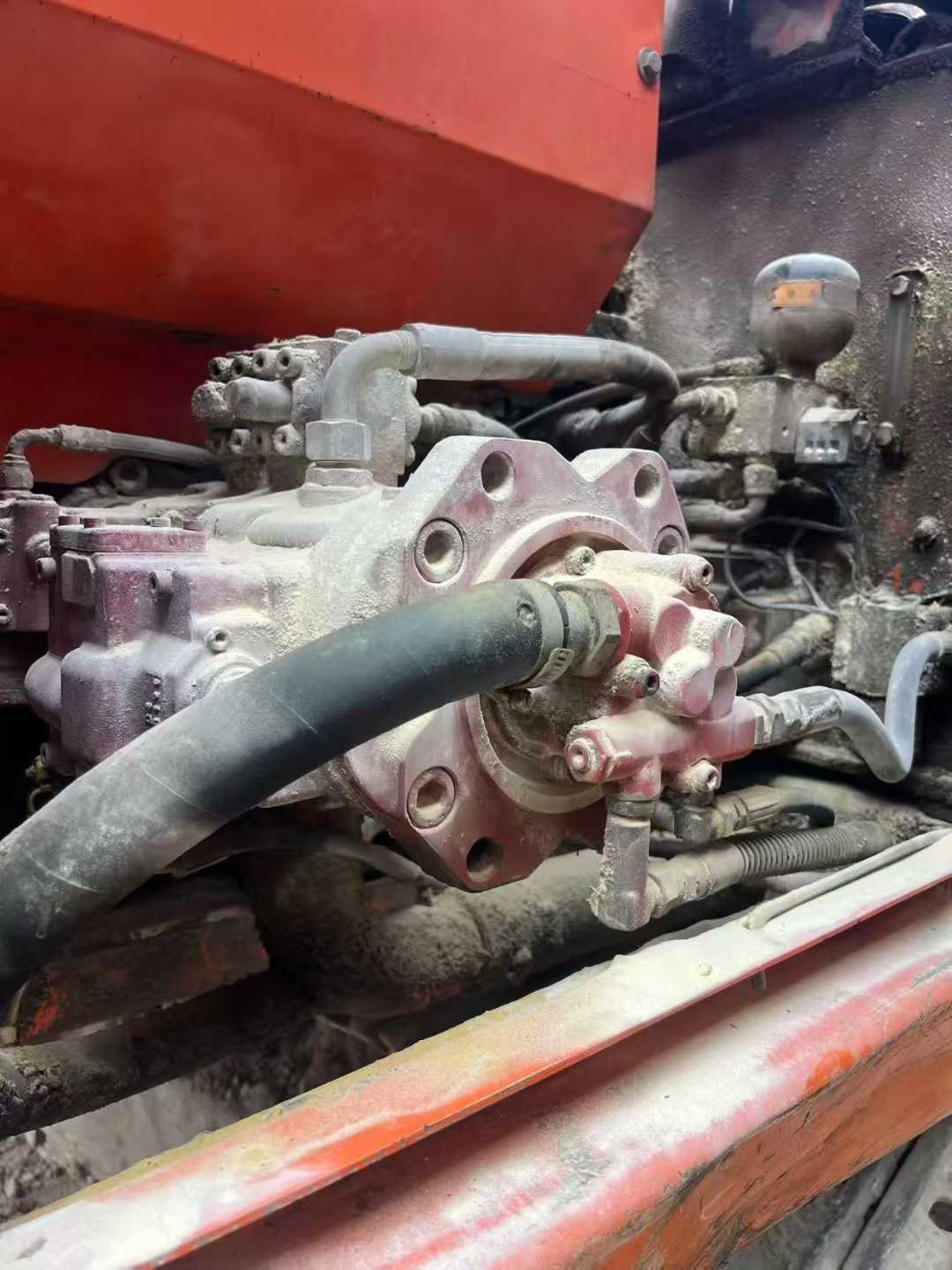 Used Doosan DH220-7 Excavator 2010 Model / 5