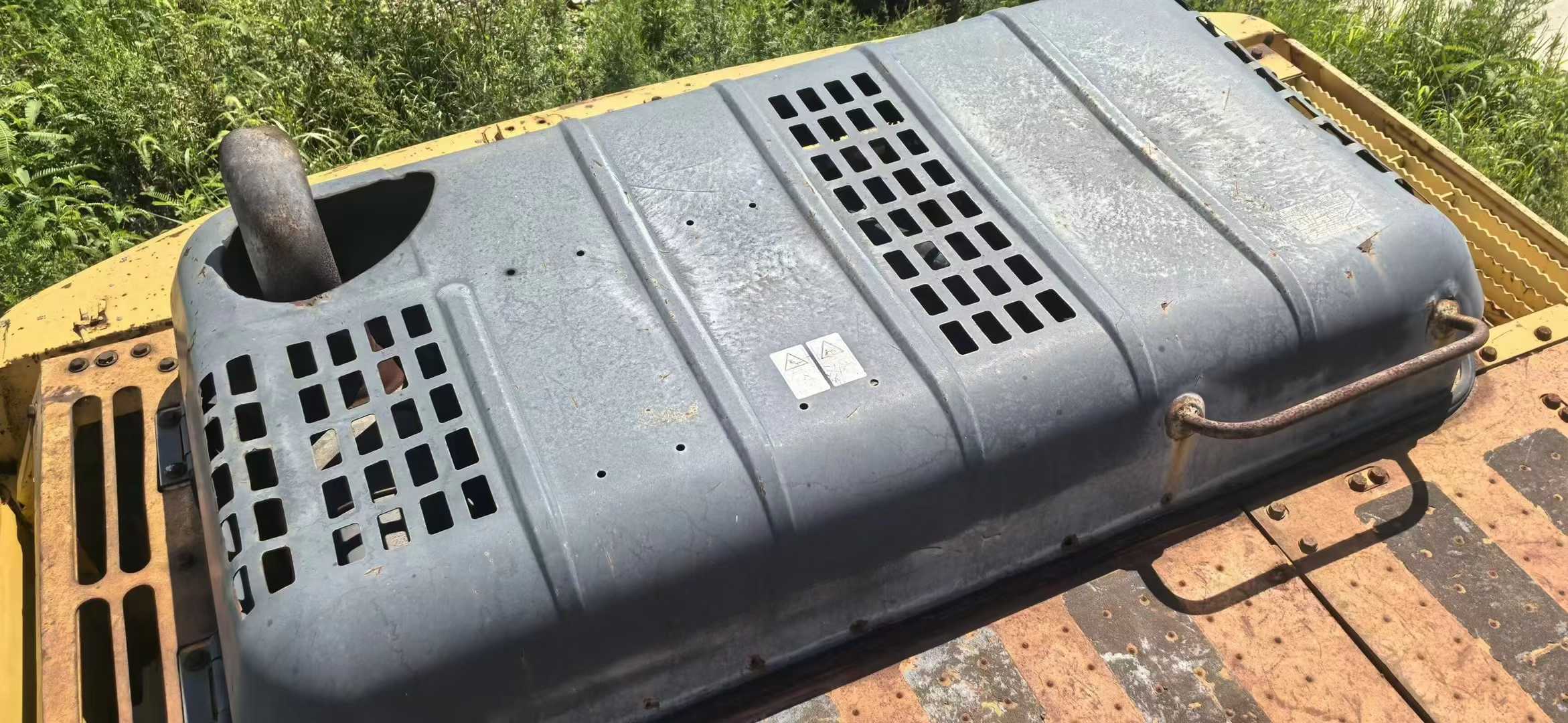 Used Komatsu PC200 Excavator 2016 Model / 4