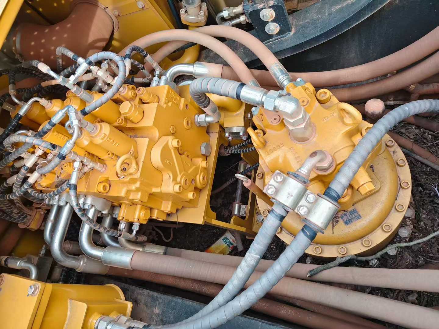 Used Sany SY85 Excavator 2018 Model / 6