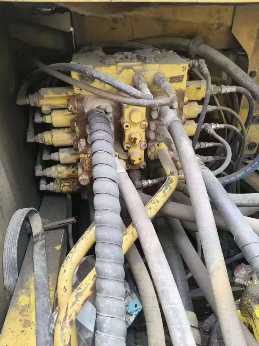 Buy Komatsu PC200-8 Used Excavator / 2 Used Komatsu PC200-8 Excavator 2016 Model / 2