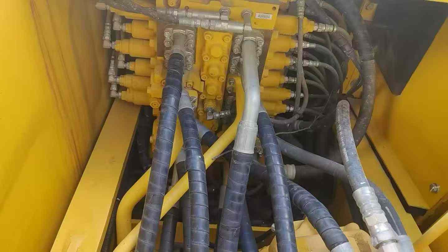 Buy Komatsu PC200-8 Used Excavator / 8 Used Komatsu PC200-8 Excavator 2021 Model / 8