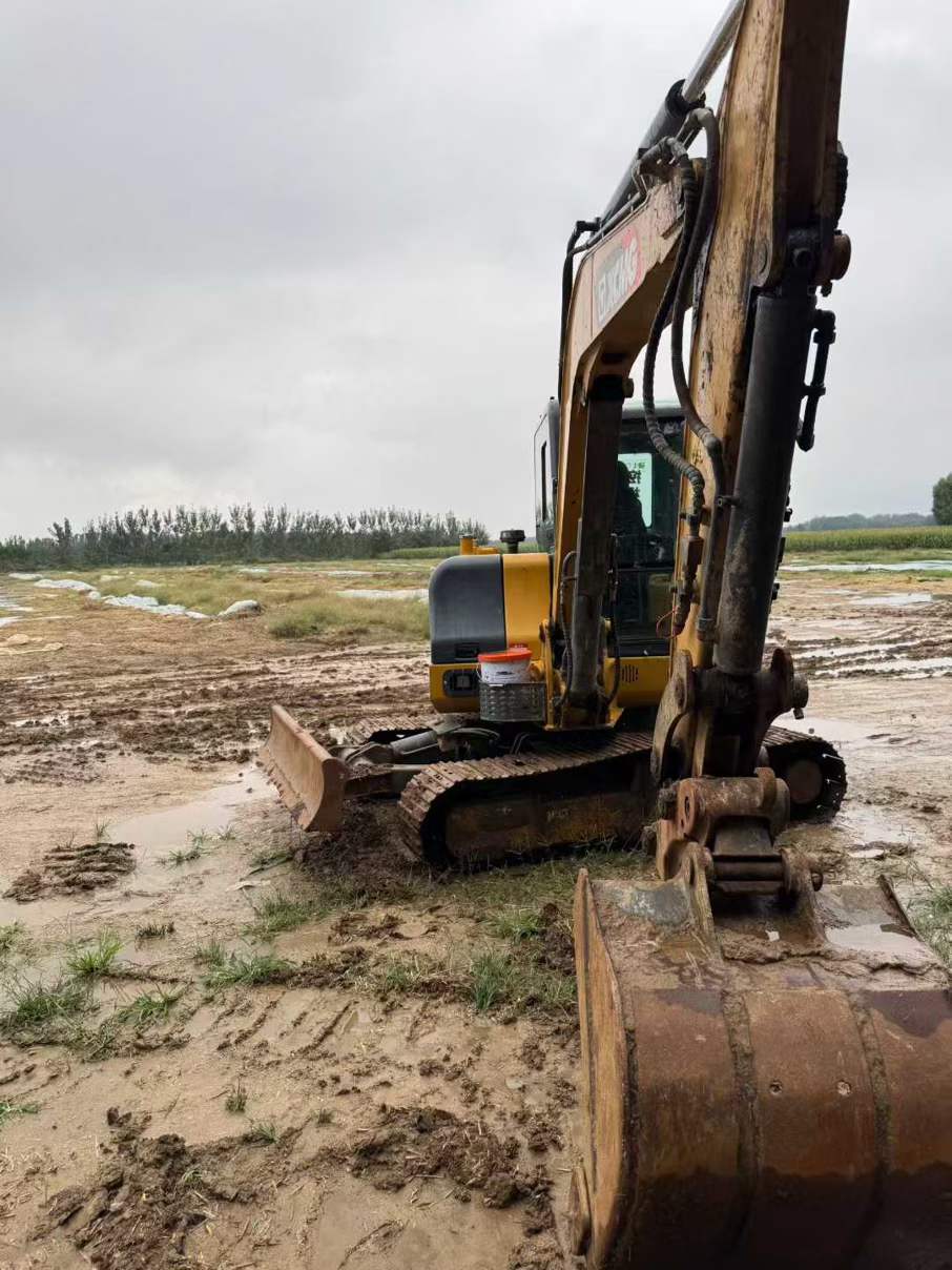 Used XCMG XE60 Excavator 2021 Model / 2