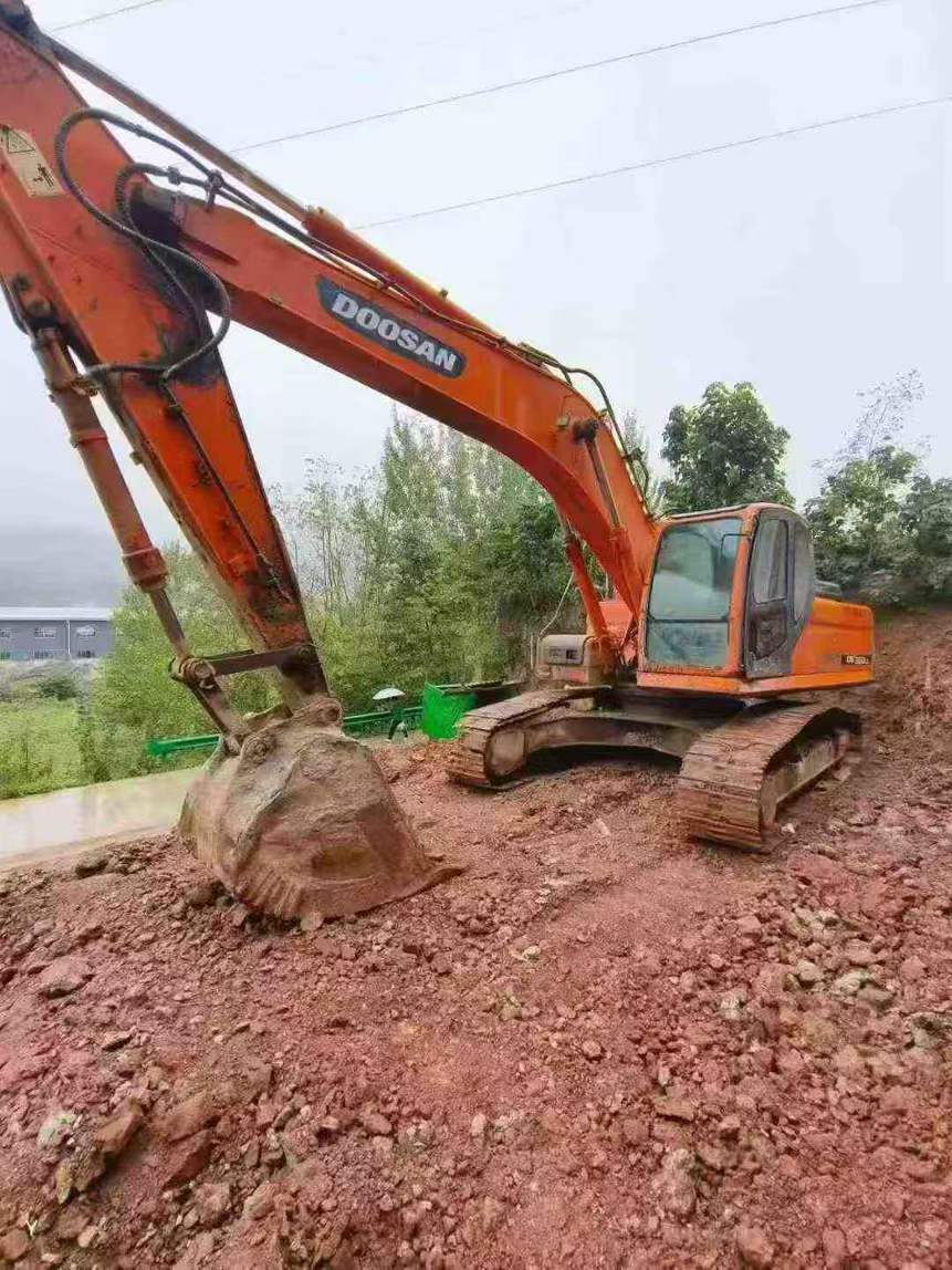 Used Doosan DX60 Excavator 2016 Model / 6