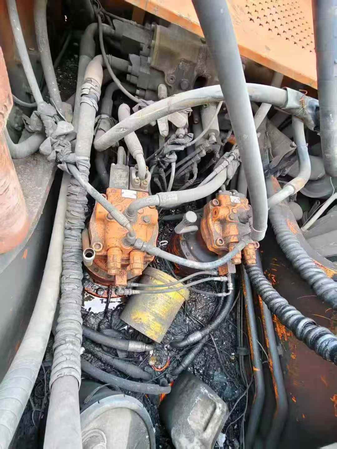 Used Doosan DX500 Excavator 2016 Model / 8