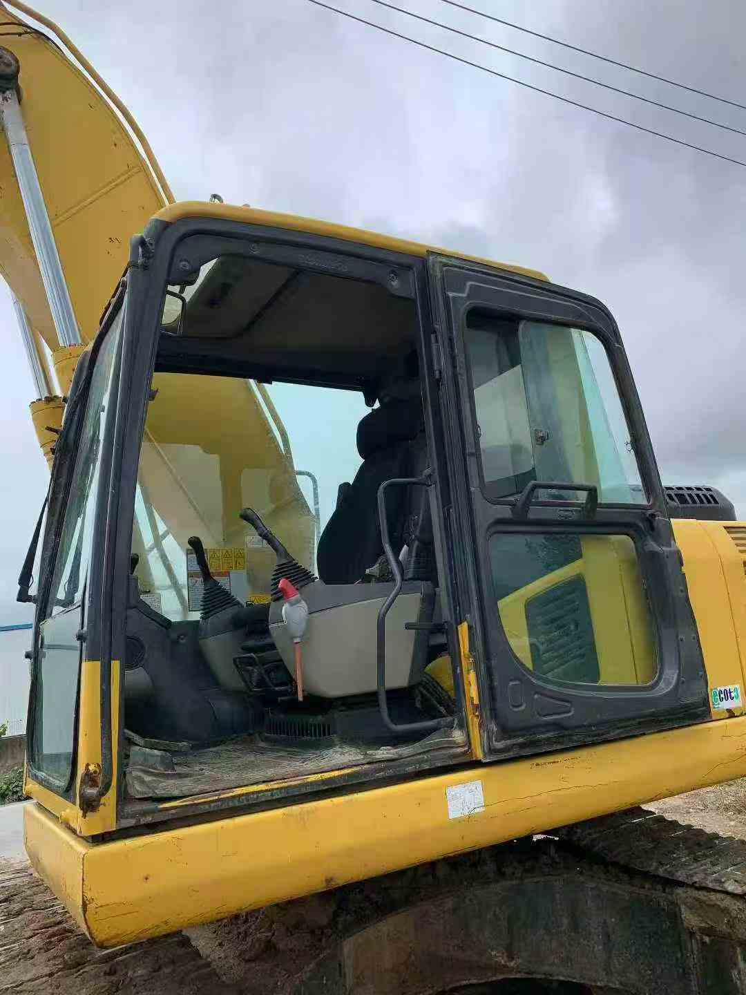 Buy Komatsu PC200-8 Used Excavator / 4 Used Komatsu PC200-8 Excavator 2013 Model / 4