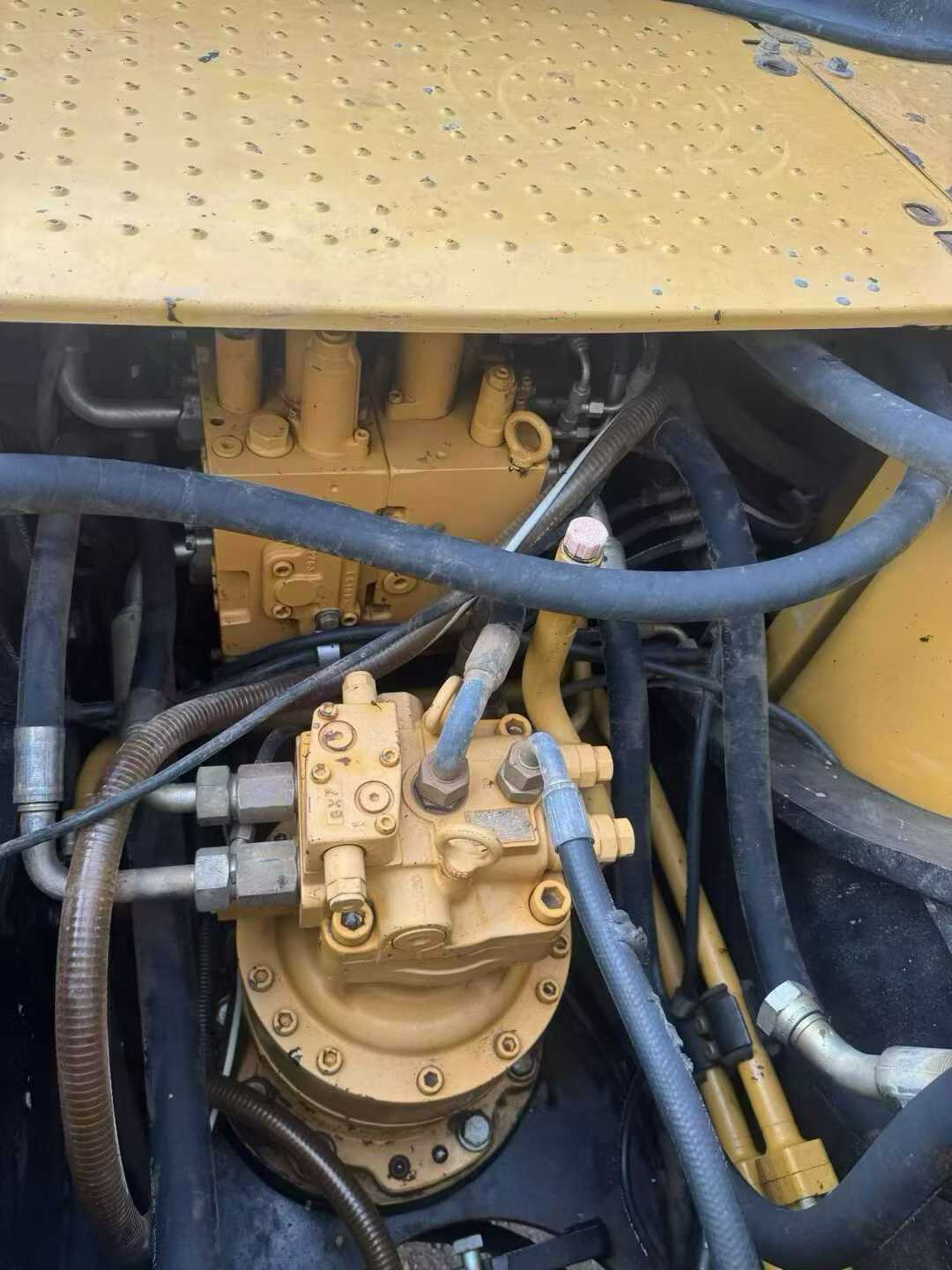 Used Sany SY215C-10 Excavator 2018 Model / 8