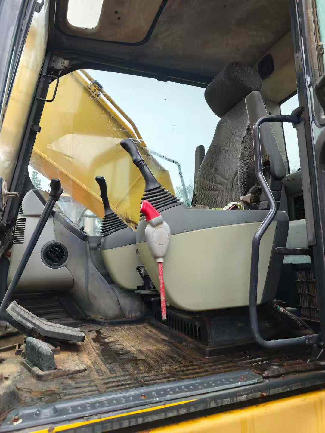 Buy Komatsu PC200-8 Used Excavator / 9 Used Komatsu PC200-8 Excavator 2016 Model / 9