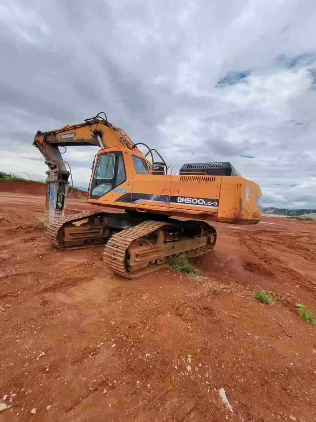 Used Doosan DX500 Excavator 2016 Model / 7