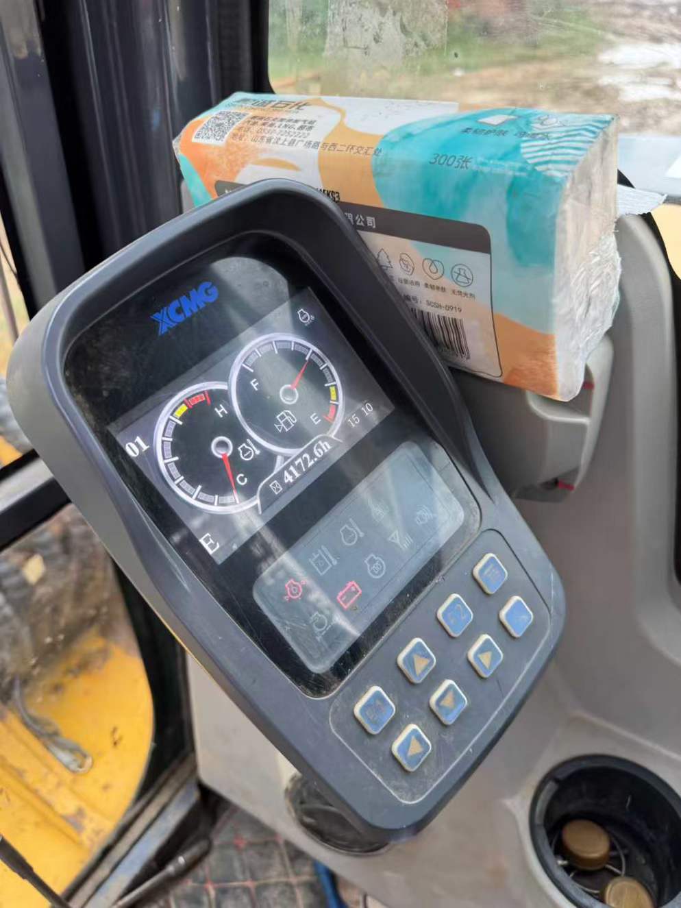 Used XCMG XE60 Excavator 2021 Model / 4