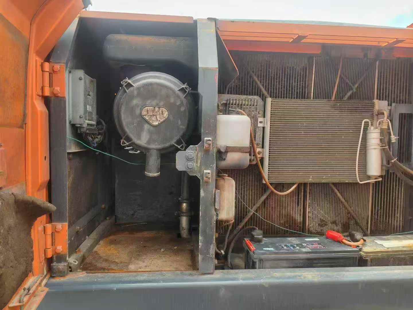 Used Hitachi ZAXIS200 Excavator 2016 Model / 3