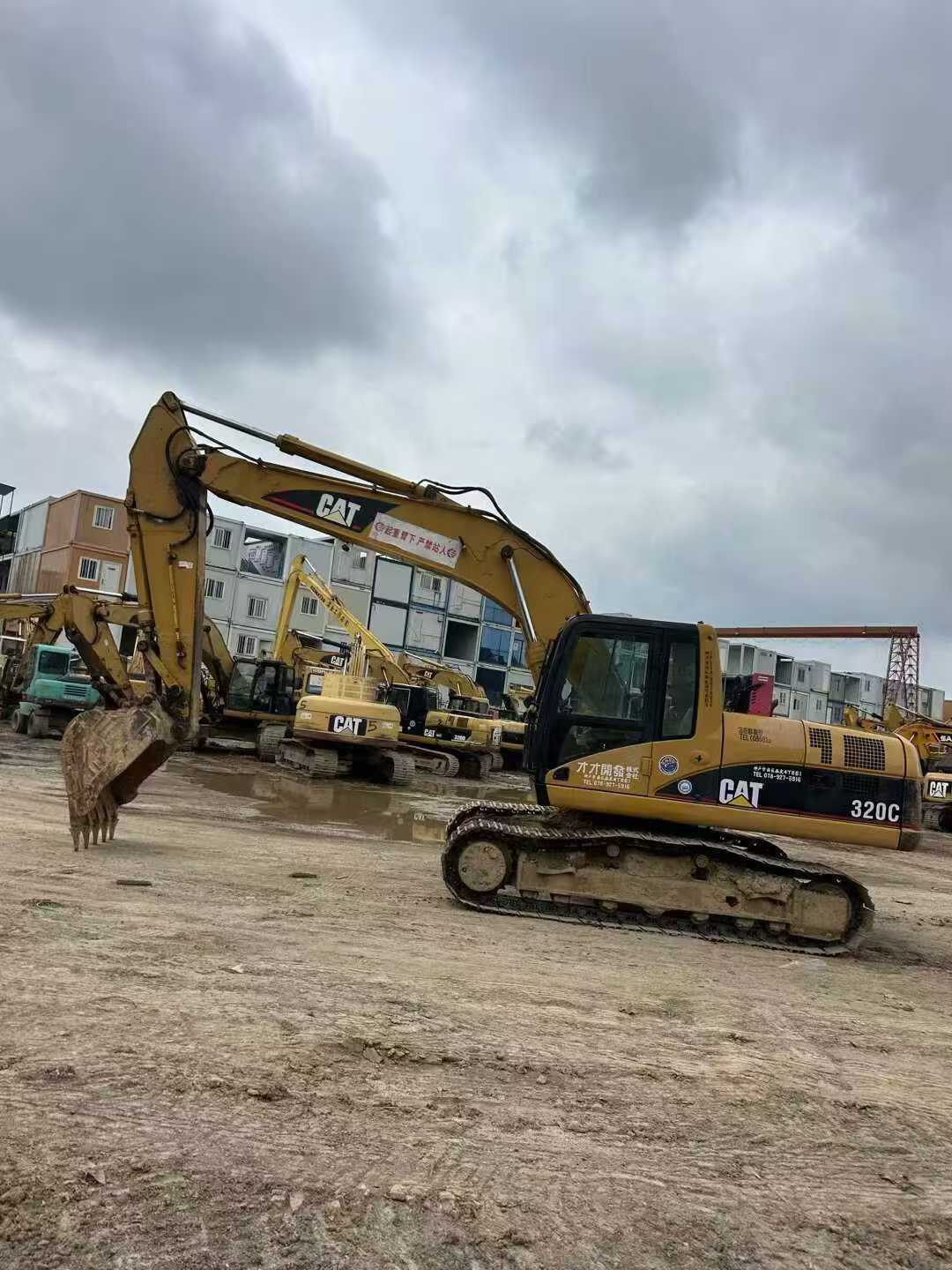 Used Caterpillar 320C Excavator 2016 Model / 4