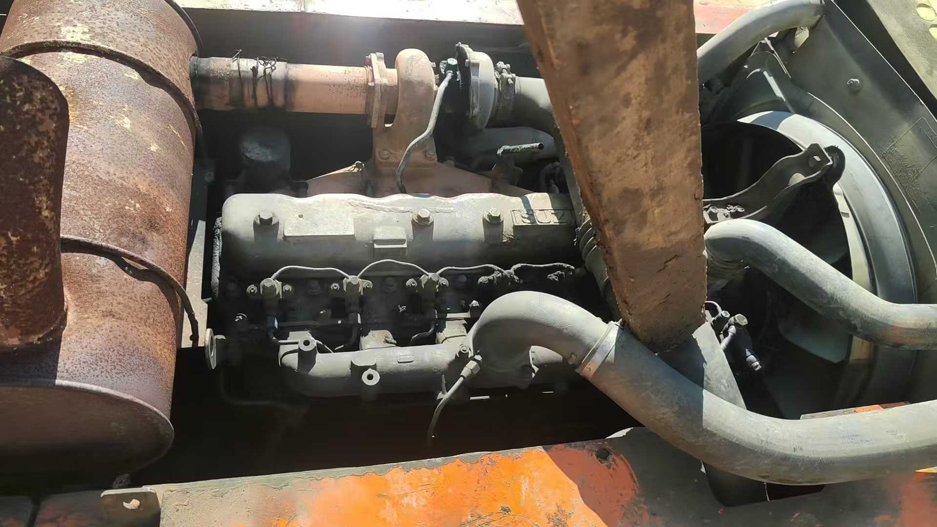 Used Hitachi ZX230-6 Excavator 2016 Model / 6