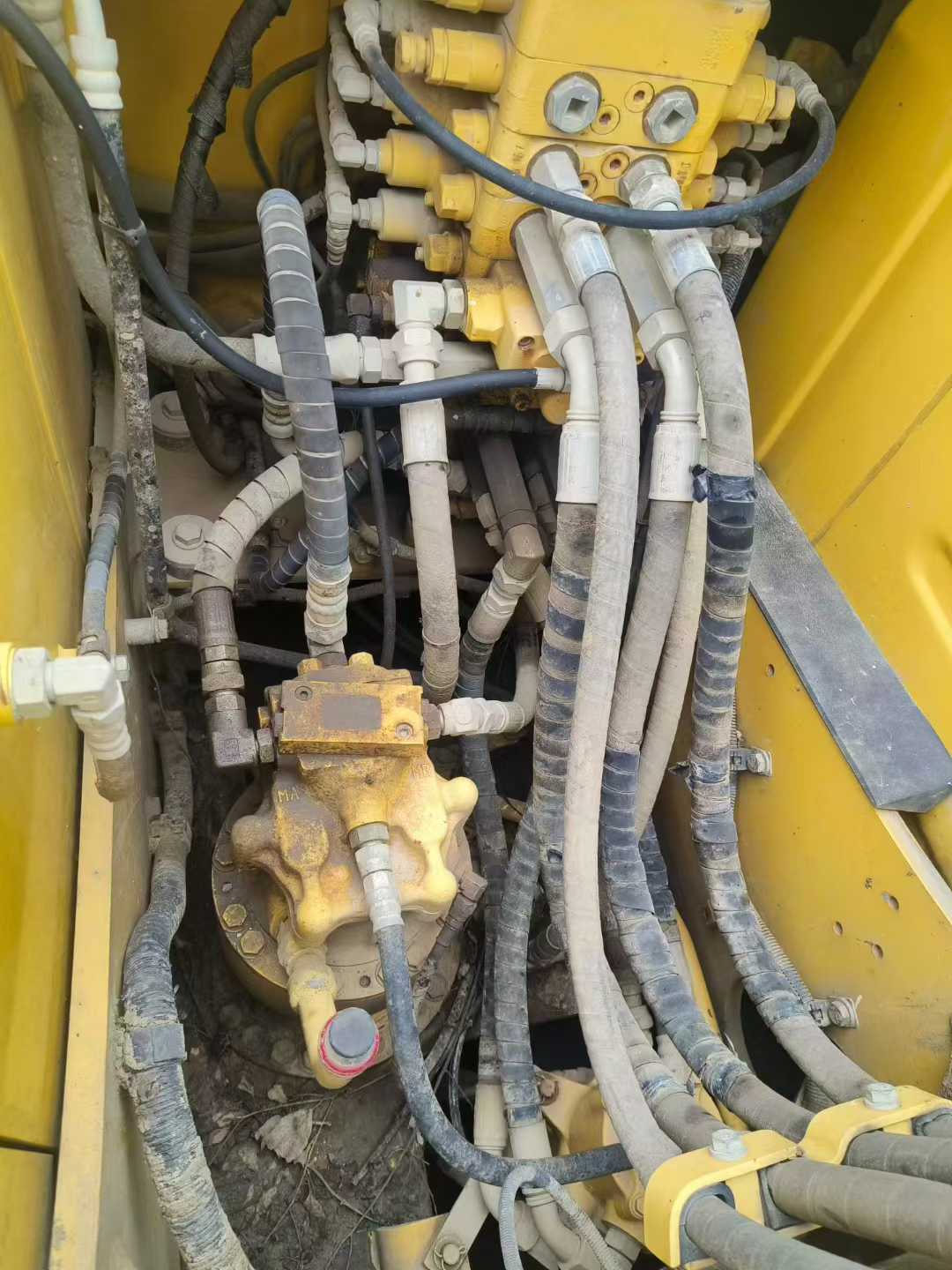 Used Komatsu PC110-8M0 Excavator 2018 Model / 8