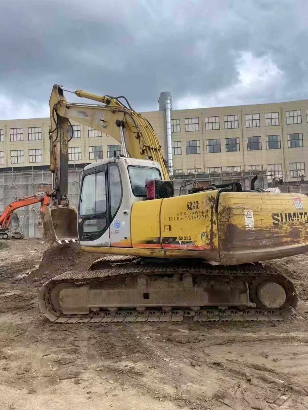 Buy Sumitomo SH200A3 Used Excavator / 4 Used Sumitomo SH200A3 Excavator 2016 Model / 4