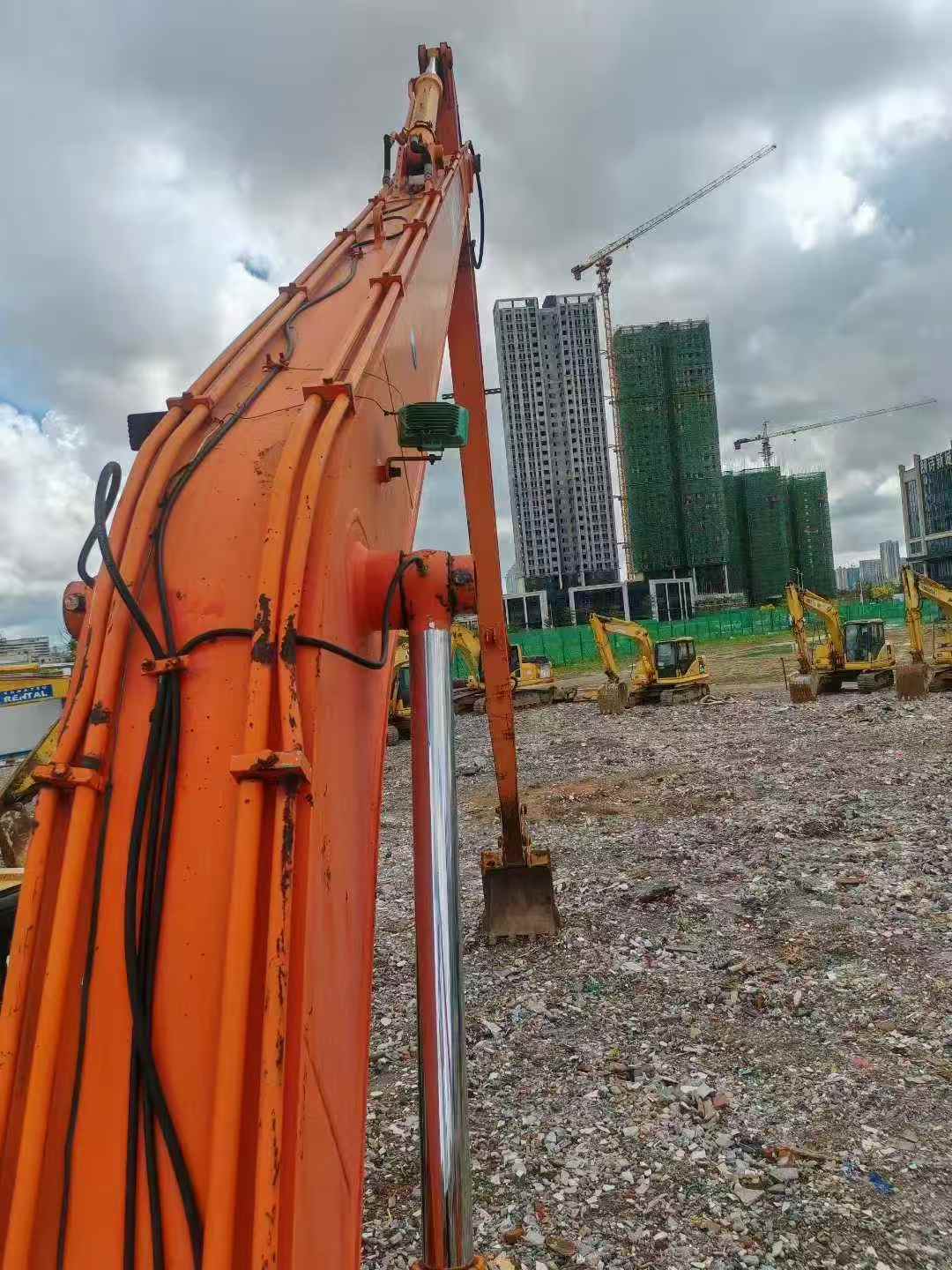 Used Hitachi ZAXIS200 Excavator 2016 Model / 5