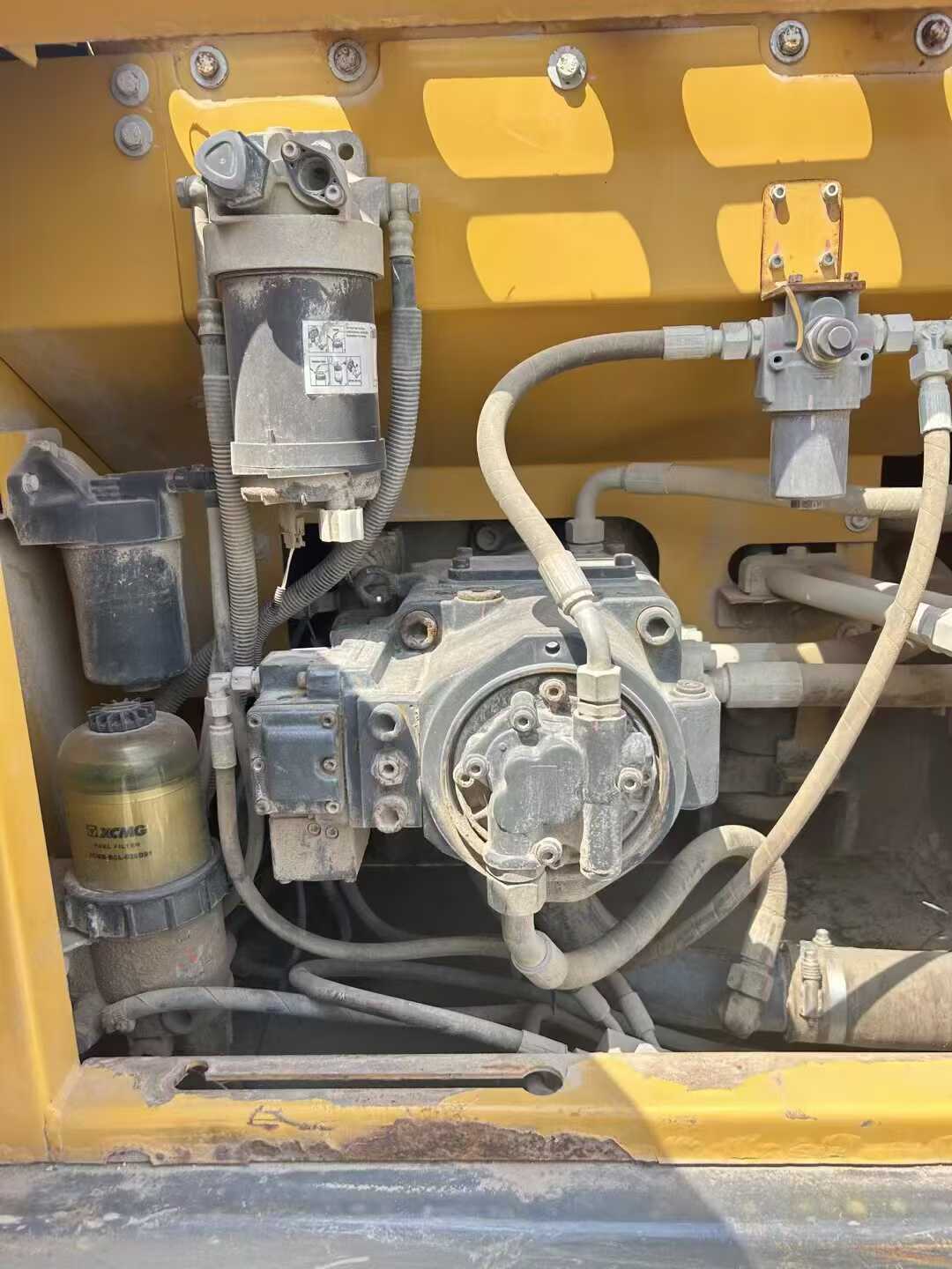 Used XCMG XE215 Excavator 2021 Model / 6