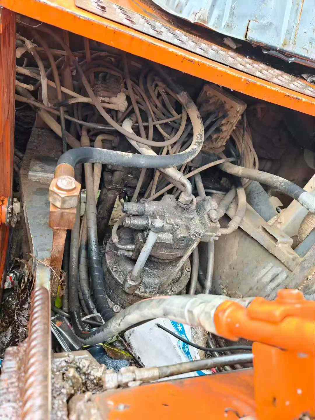 Used Hitachi ZX240-3 Excavator 2016 Model / 4