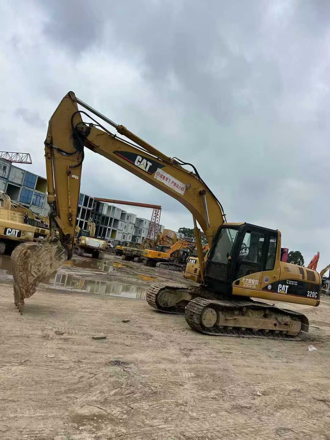 Used Caterpillar 320C Excavator 2016 Model / 3