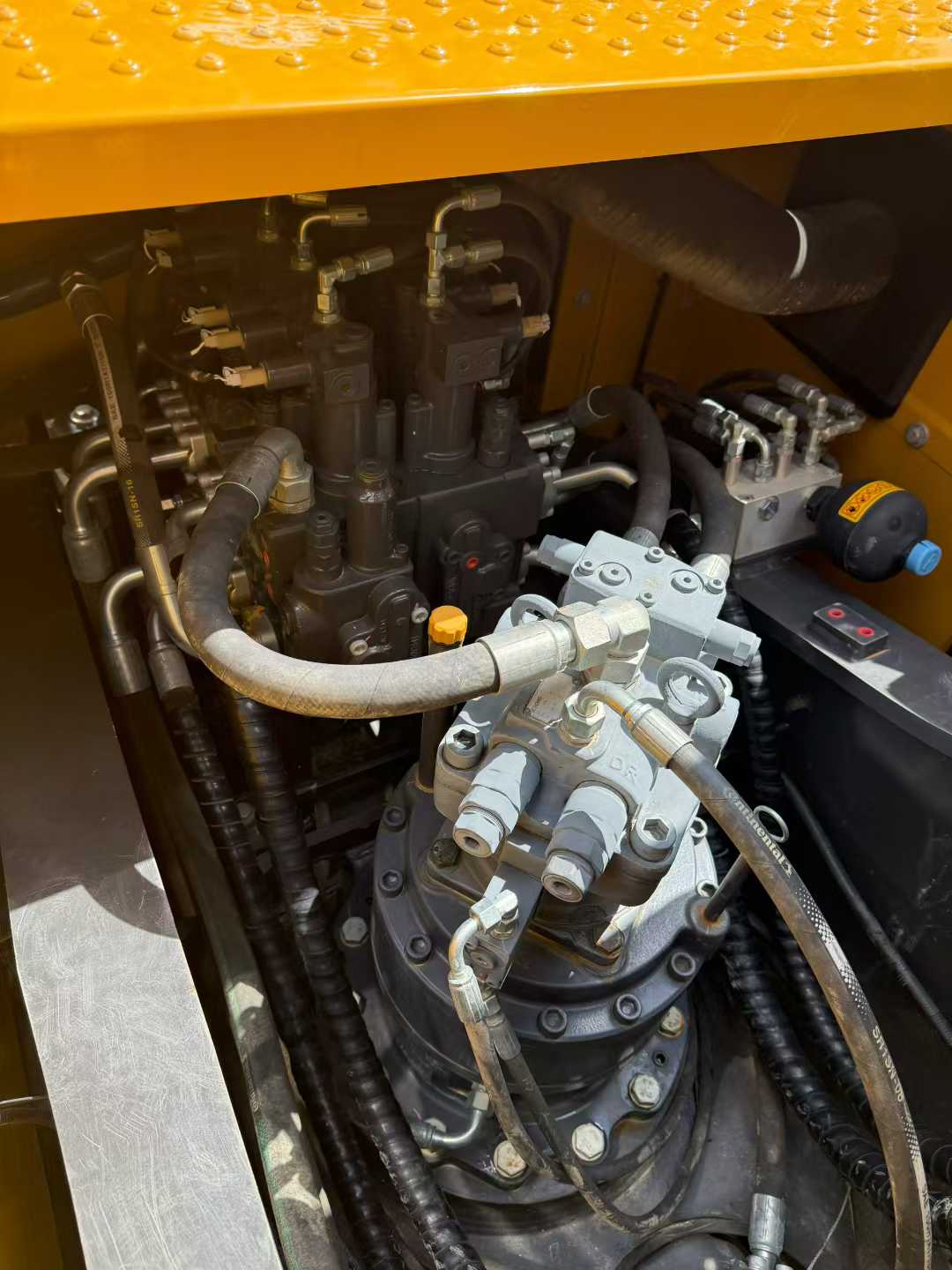 Used XCMG LW200 Excavator 2024 Model / 7