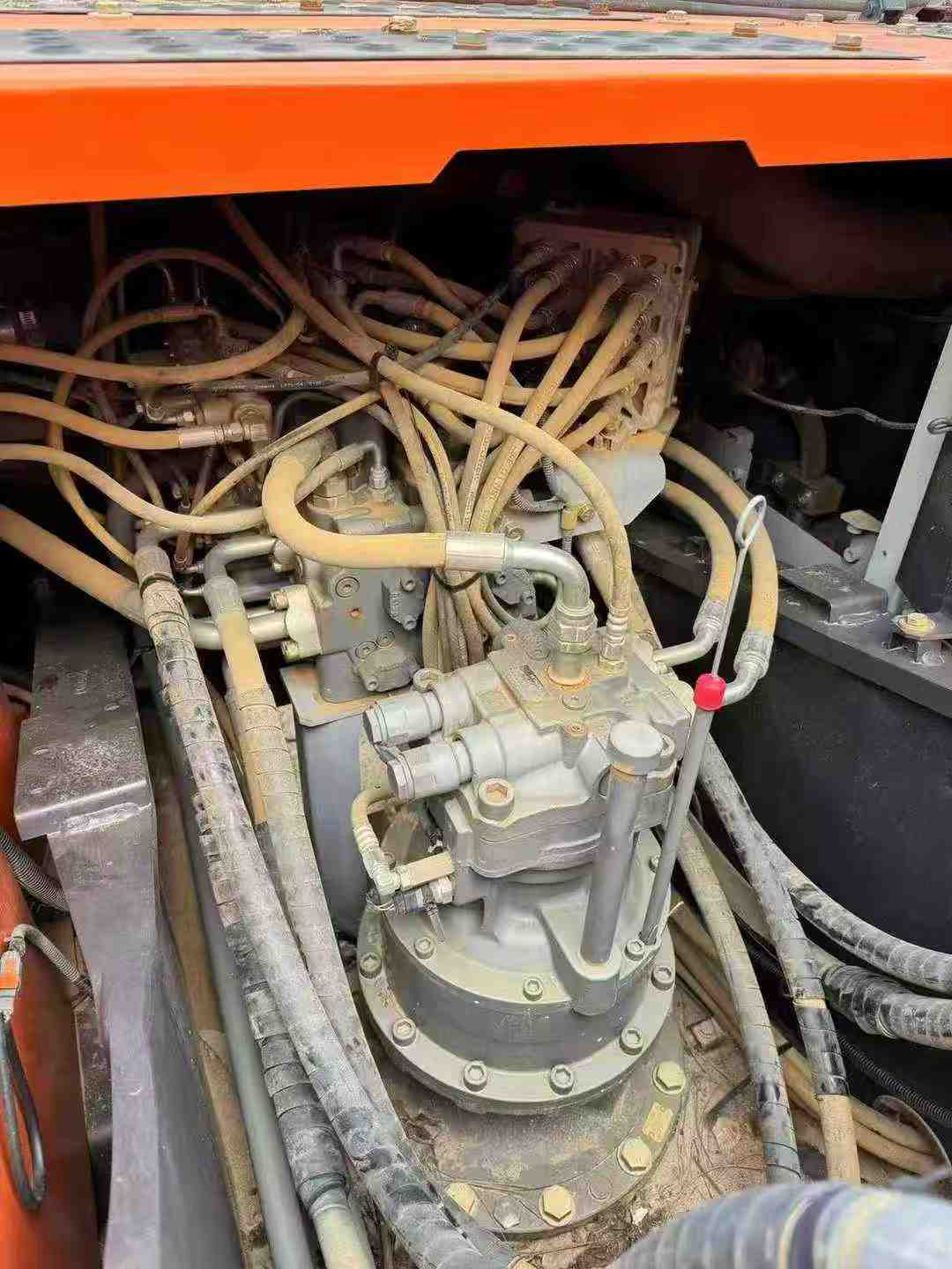 Buy Hitachi ZAXIS200 Used Excavator / 2 Used Hitachi ZAXIS200 Excavator 2021 Model / 2