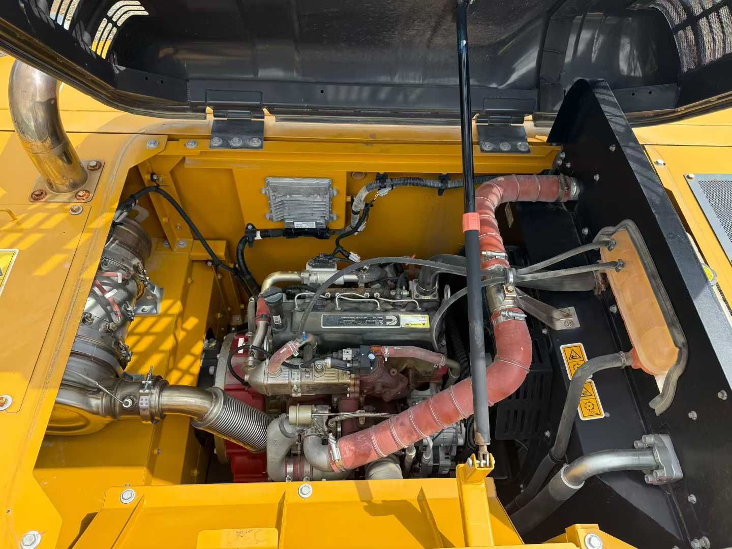 Used XCMG LW200 Excavator 2024 Model / 8