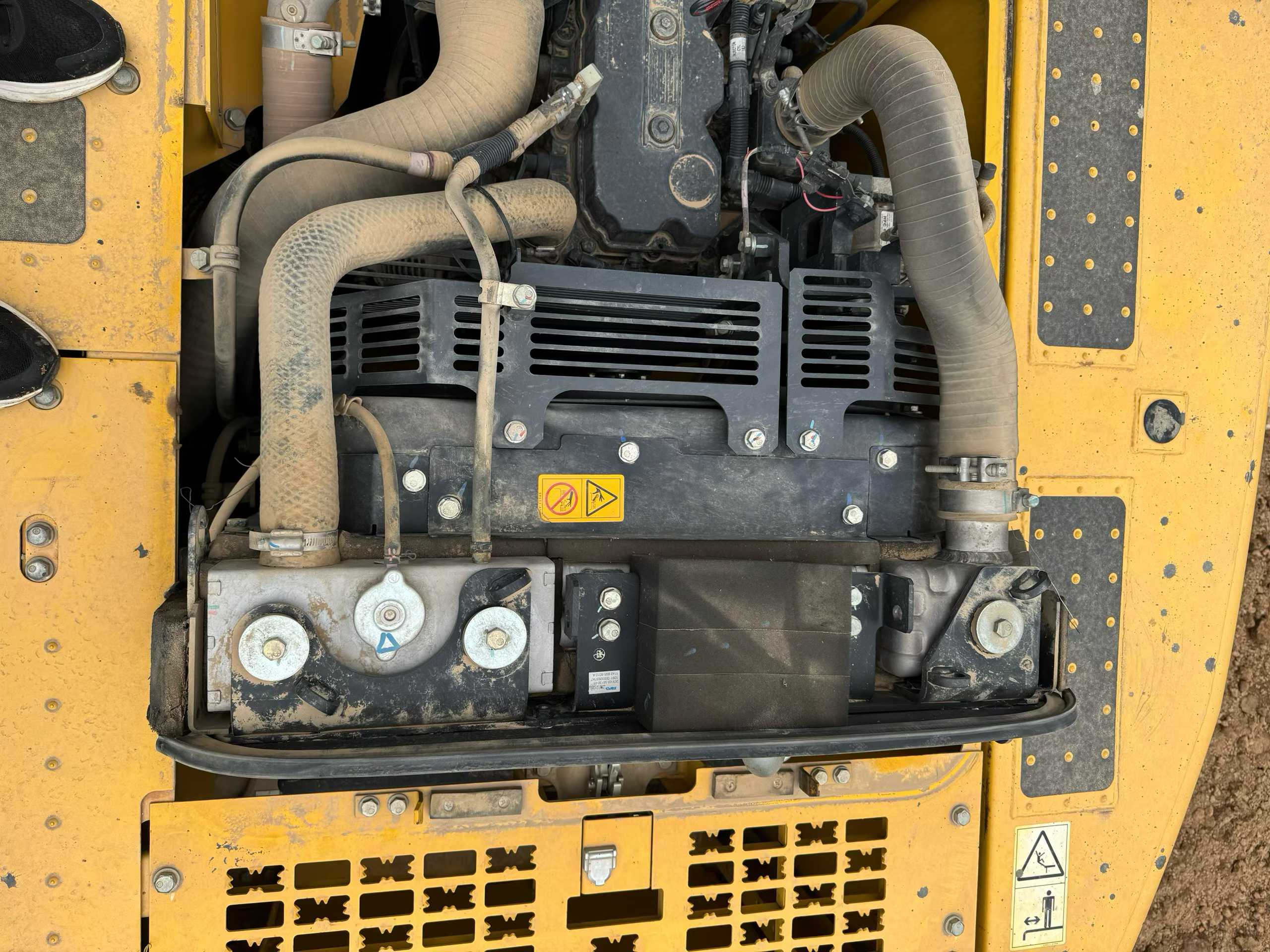 Buy Komatsu HB215LC-1M0 Used Excavator / 4 Used Komatsu HB215LC-1M0 Excavator 2016 Model / 4