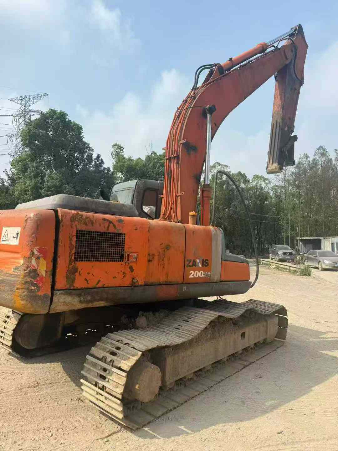 Buy Hitachi ZAXIS200 Used Excavator / 1