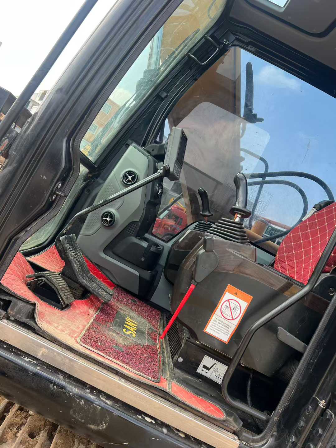 Used Sany SY135 Excavator 2016 Model / 5