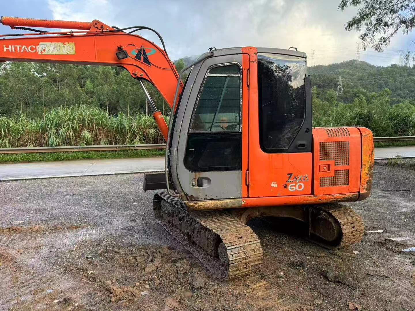 Used Hitachi ZX60 Excavator 2016 Model / 3