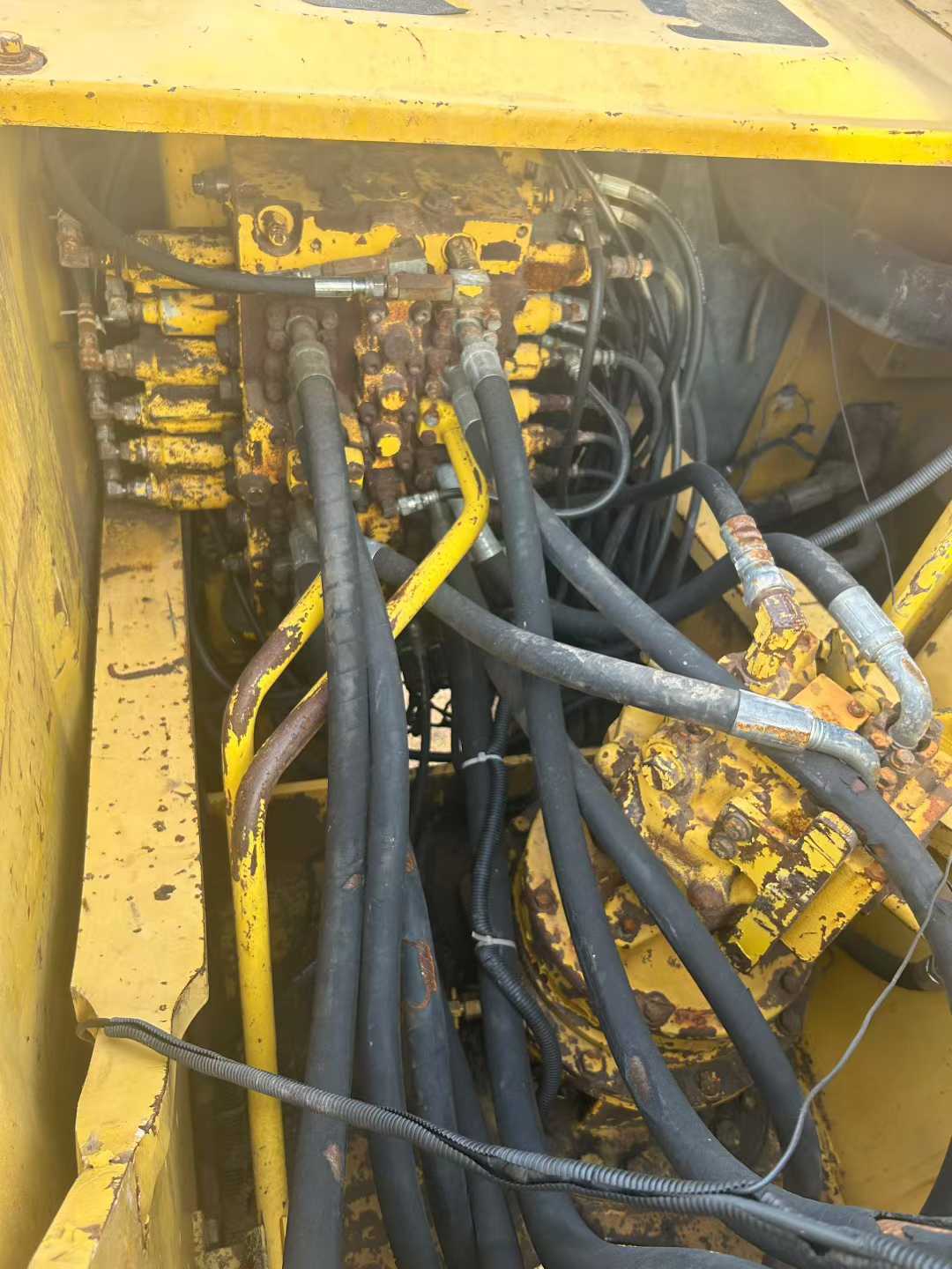 Used Komatsu PW200-7 Excavator 2016 Model / 4