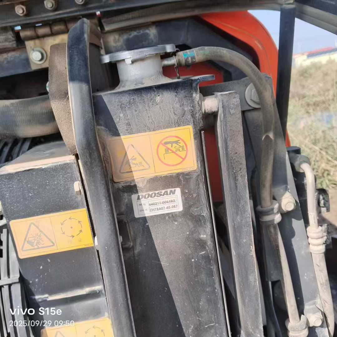 Buy Doosan DH55 Used Excavator / 6 Used Doosan DH55 Excavator 2019 Model / 6