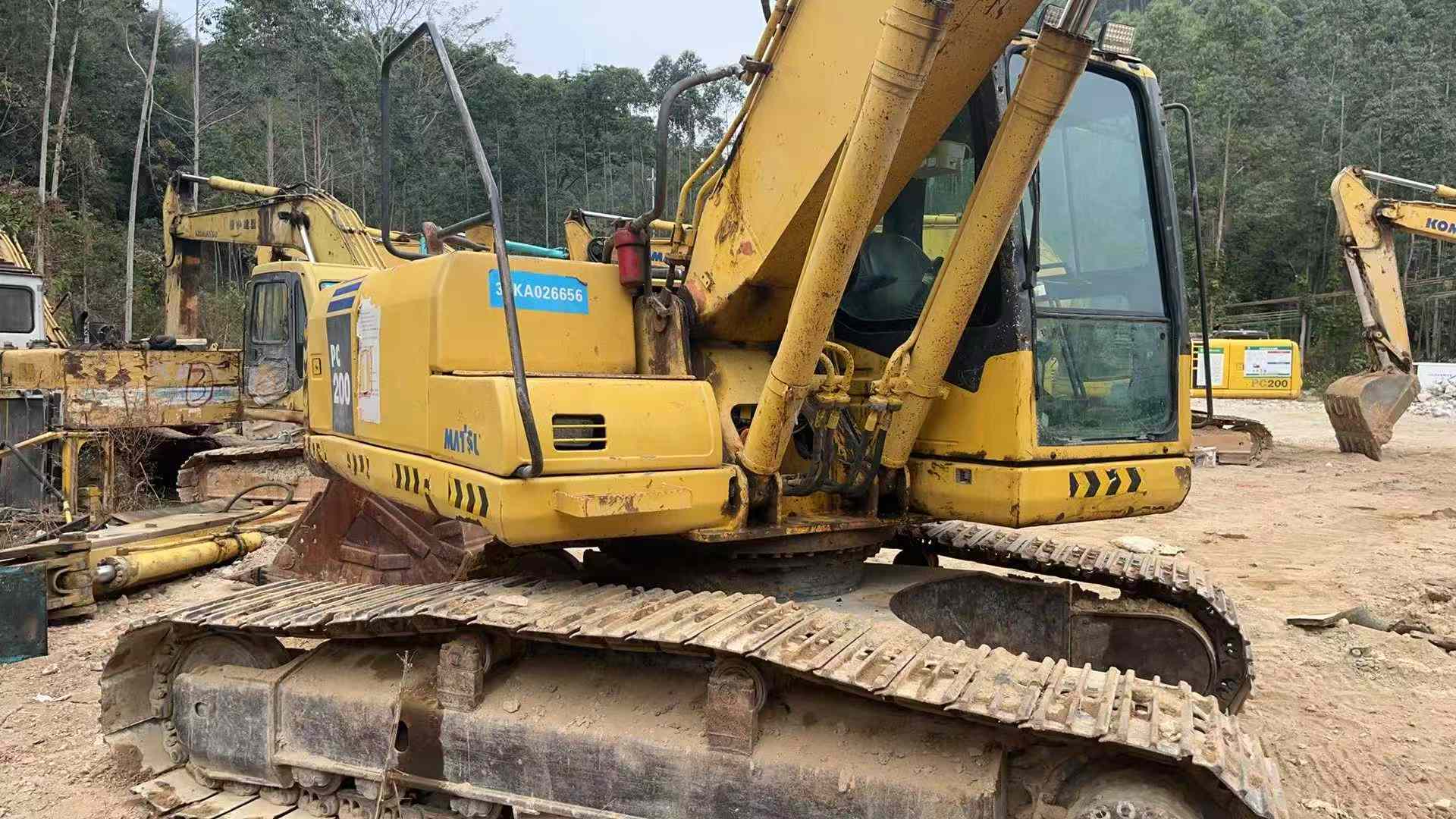 Used Komatsu PW200-7 Excavator 2016 Model / 7