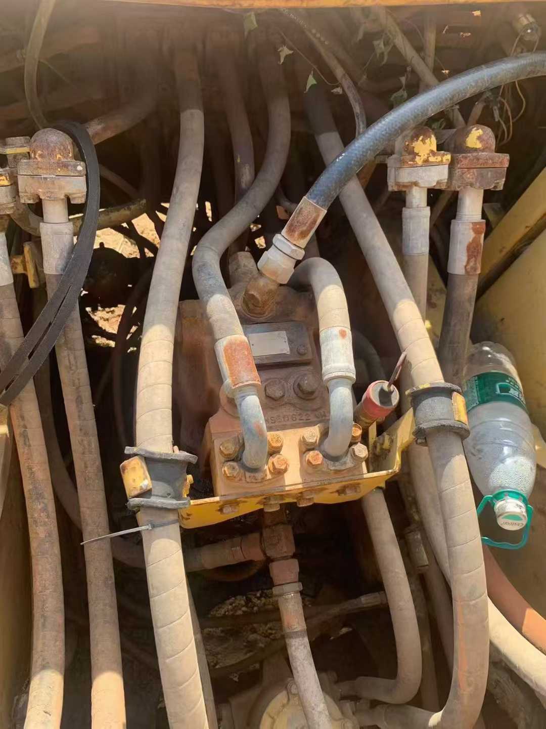 Used Komatsu PC200-6 Excavator 2016 Model / 4