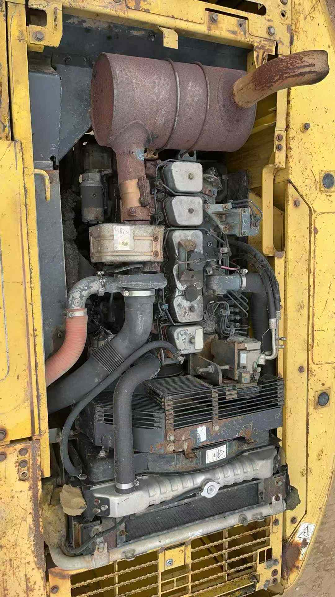 Used Komatsu PW200-7 Excavator 2016 Model / 4