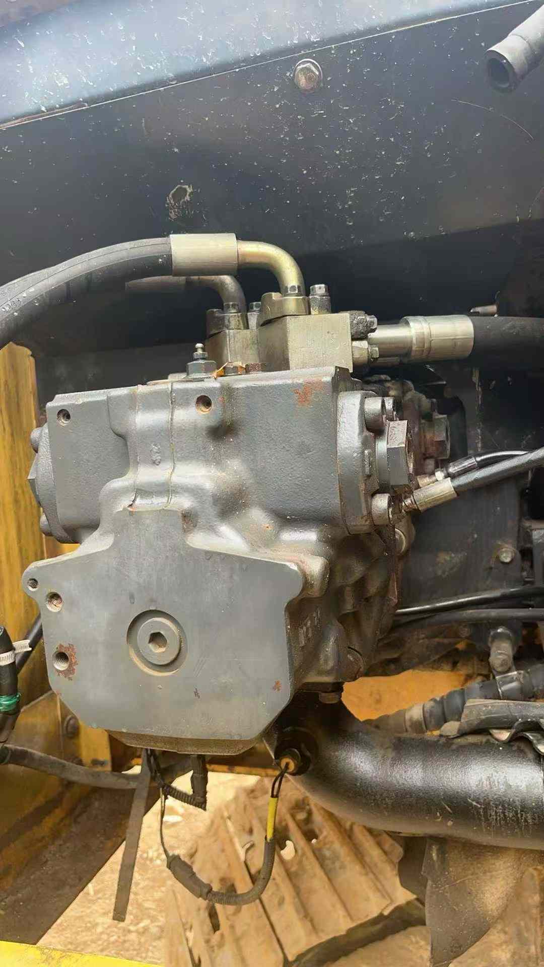 Used Komatsu PW200-7 Excavator 2016 Model / 3