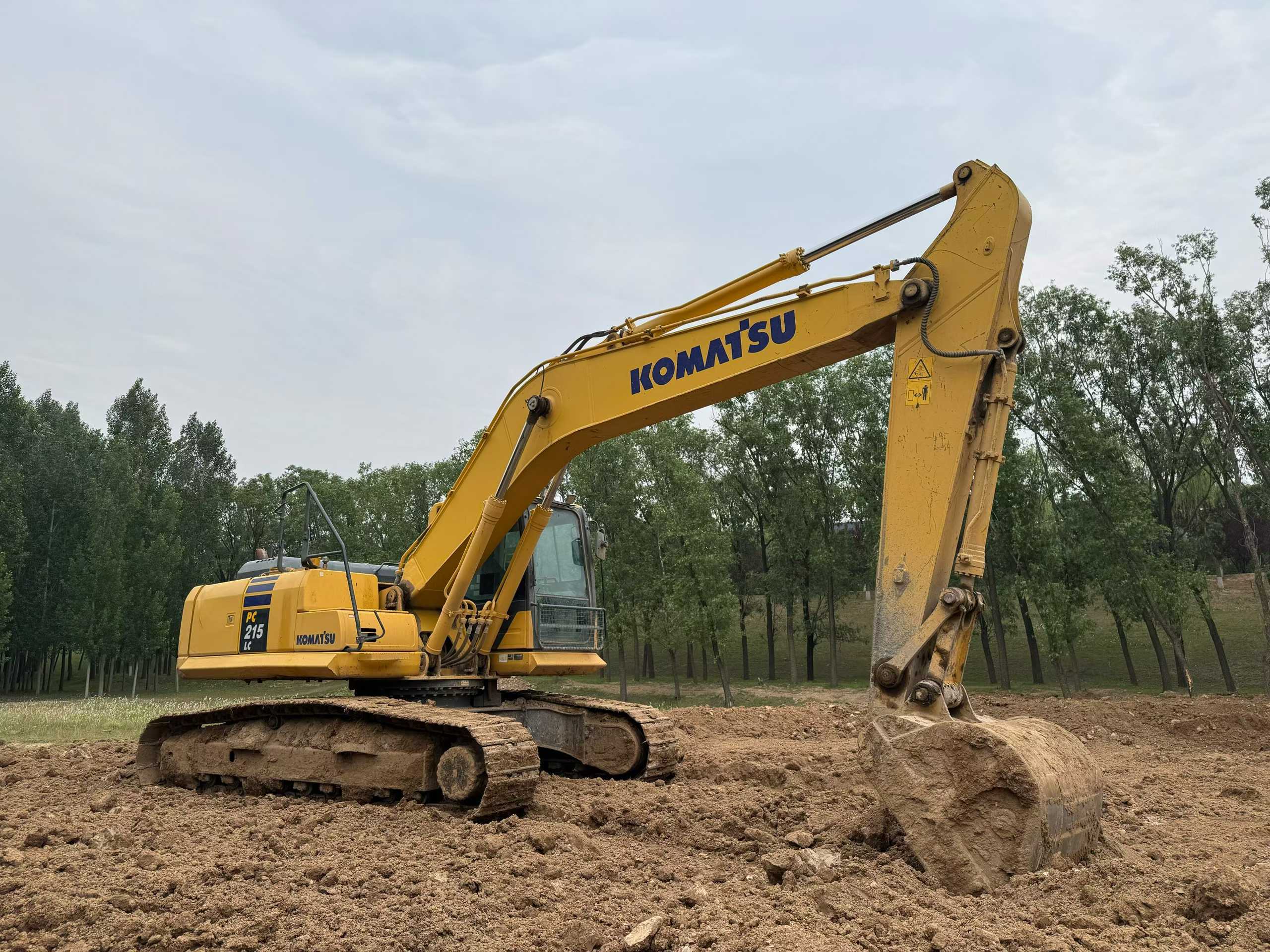 Buy Komatsu HB215LC-1M0 Used Excavator / 2 Used Komatsu HB215LC-1M0 Excavator 2016 Model / 2