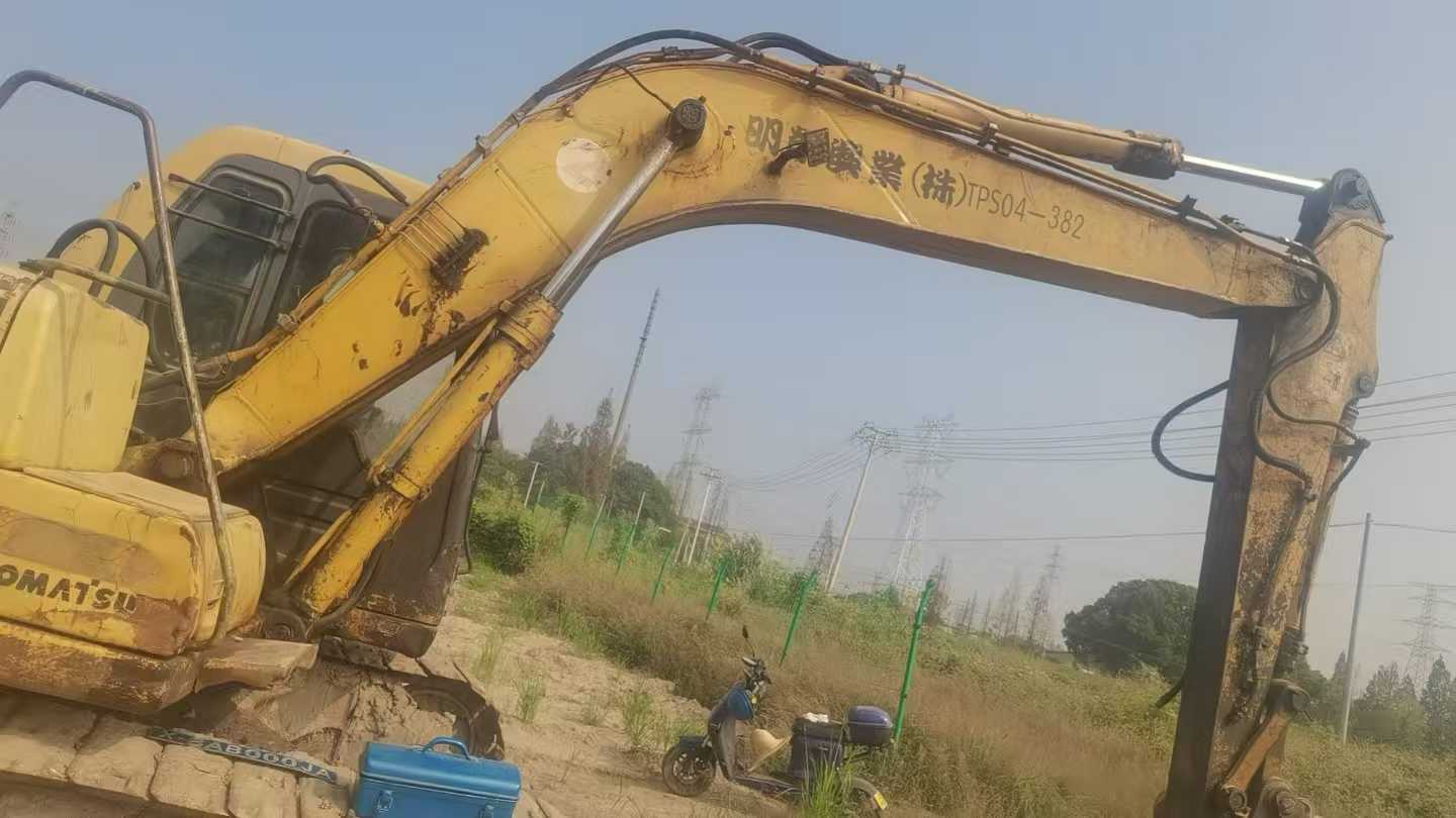 Buy Komatsu PC120-6 Used Excavator / 3 Used Komatsu PC120-6 Excavator 2016 Model / 3