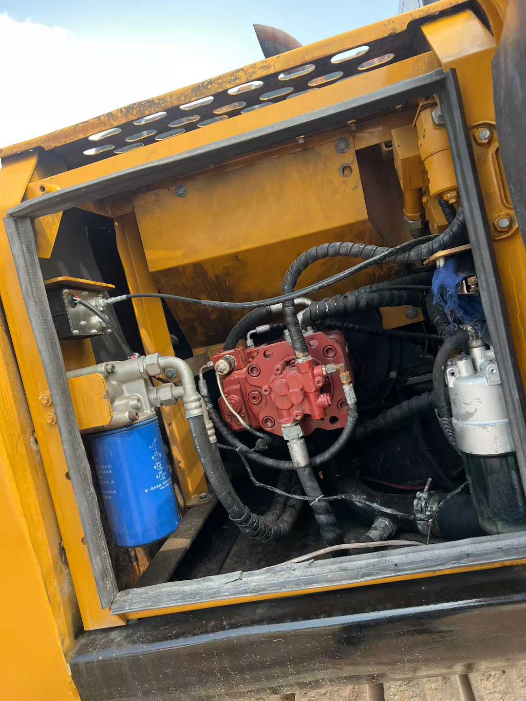 Used Sany SY135 Excavator 2016 Model / 7