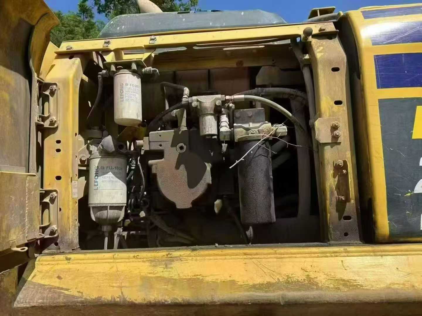 Used Komatsu HB215LC-1 Excavator 2020 Model / 7