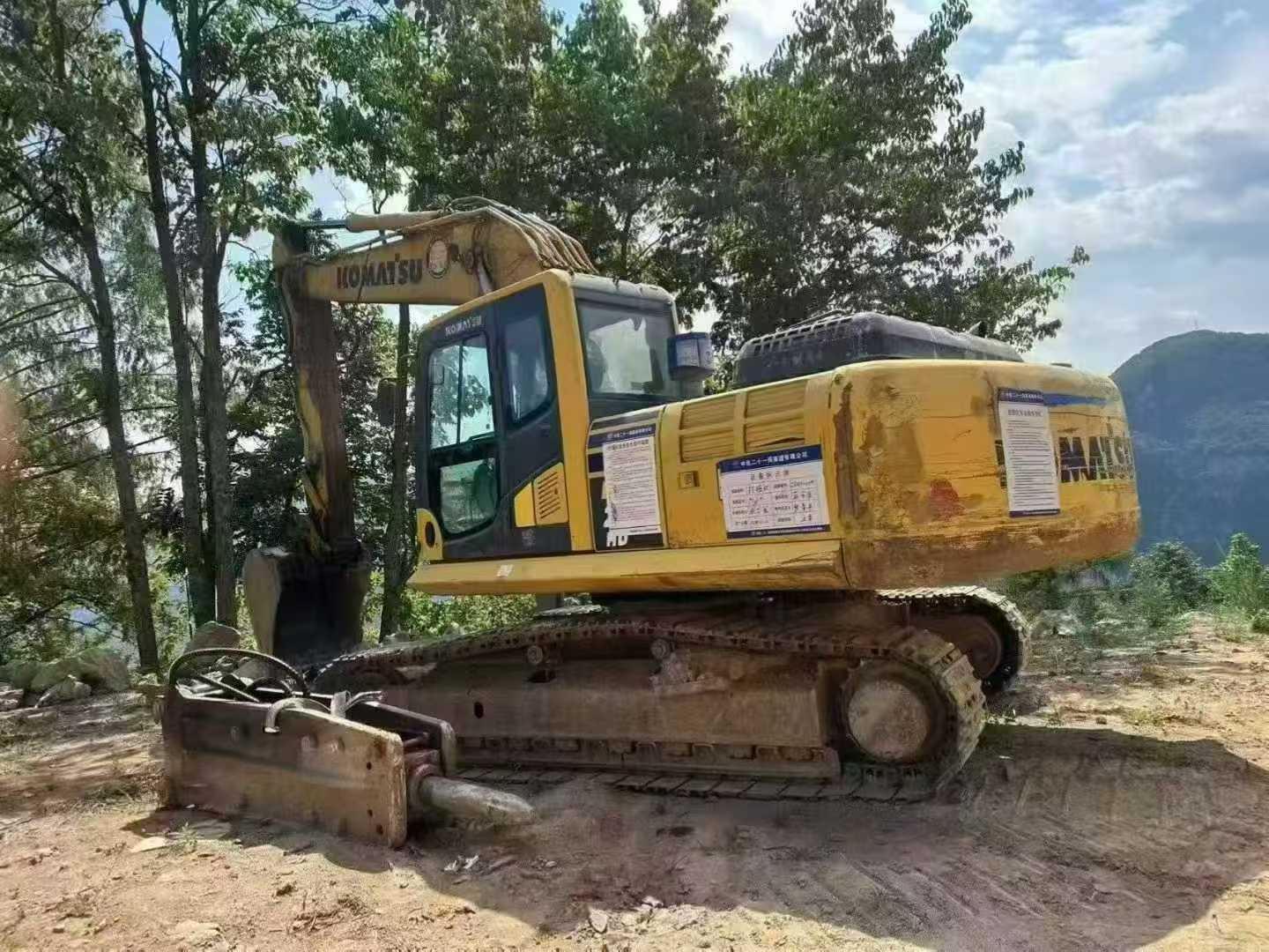 Used Komatsu HB215LC-1 Excavator 2020 Model / 3