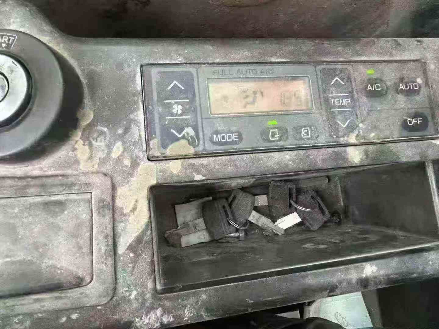 Used Hitachi ZX70 Excavator 2012 Model / 8