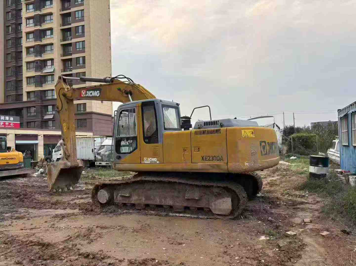 Used XCMG XE215 Excavator 2016 Model / 2