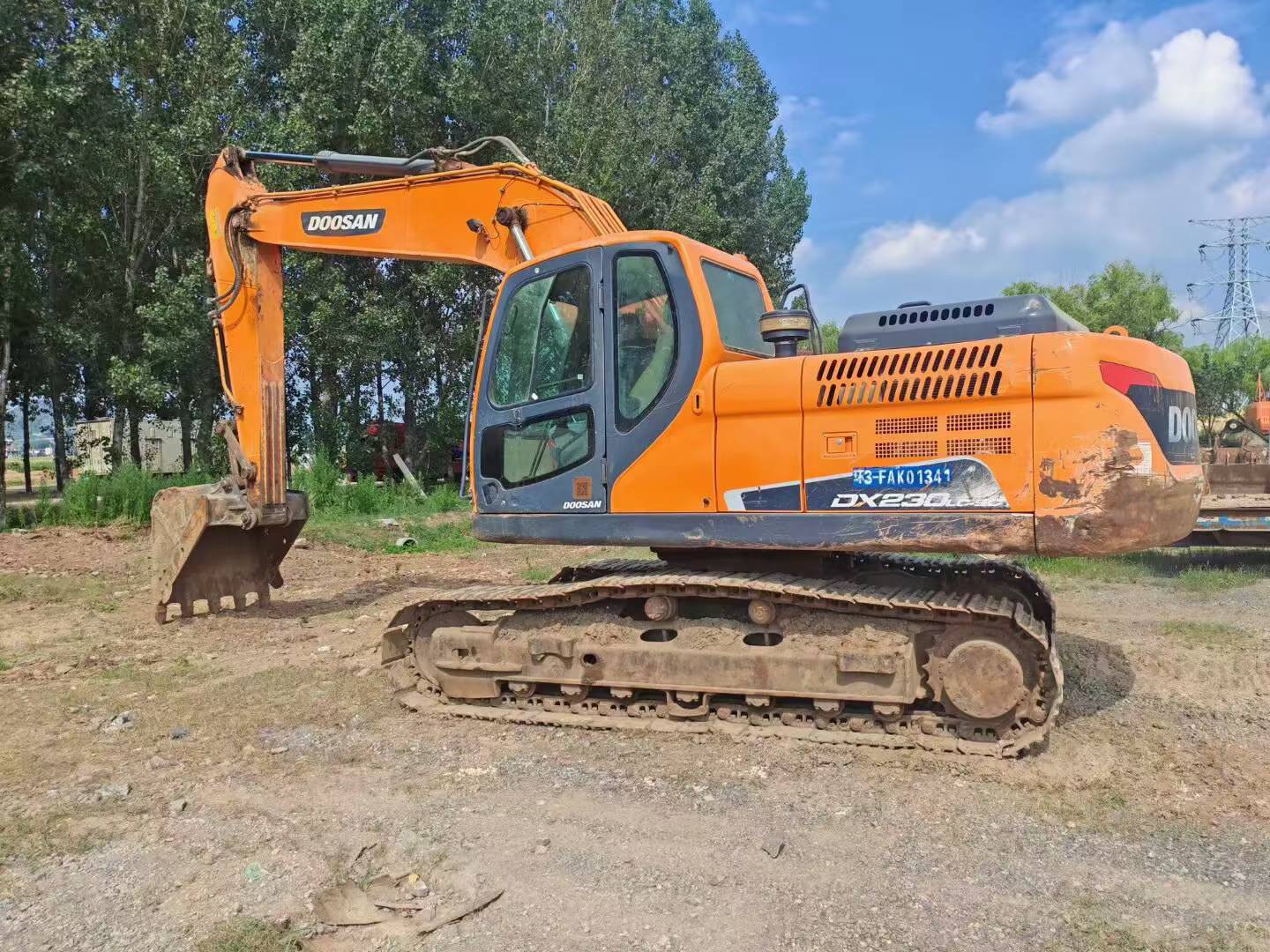 Used Doosan DX15 Excavator 2016 Model / 7